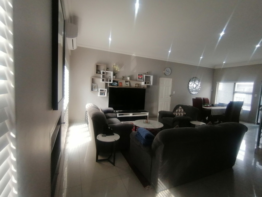 4 Bedroom Property for Sale in Wild Olive Estate Free State